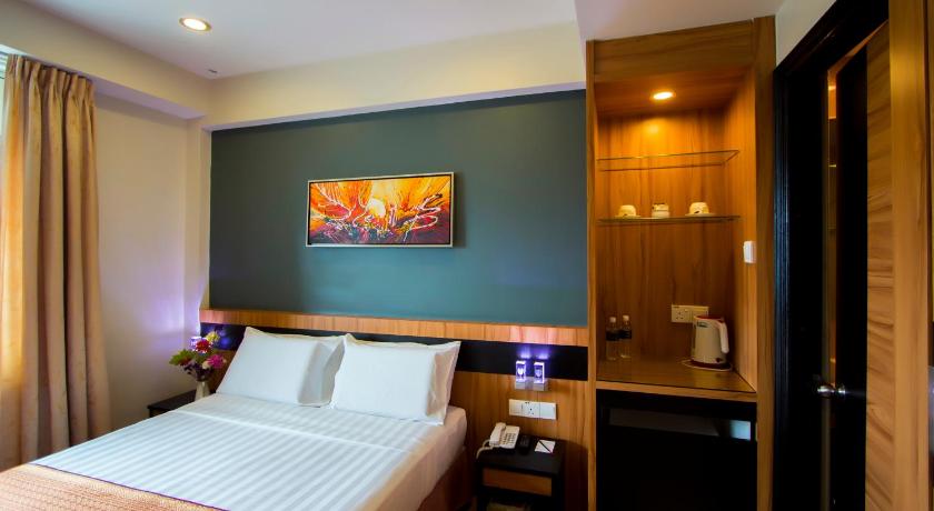 Mariner Hotel Labuan photo