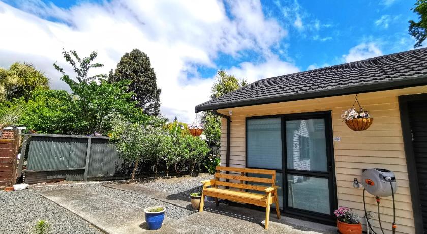Atarau Grove Studio photo