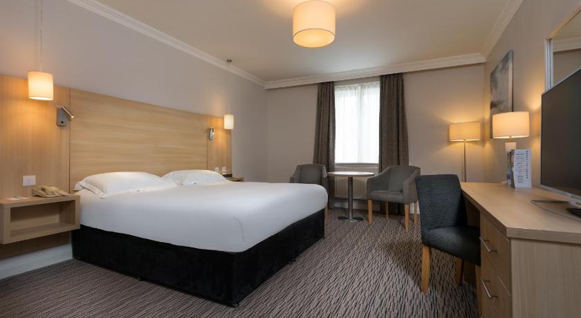 Park Inn by Radisson Shannon Airport