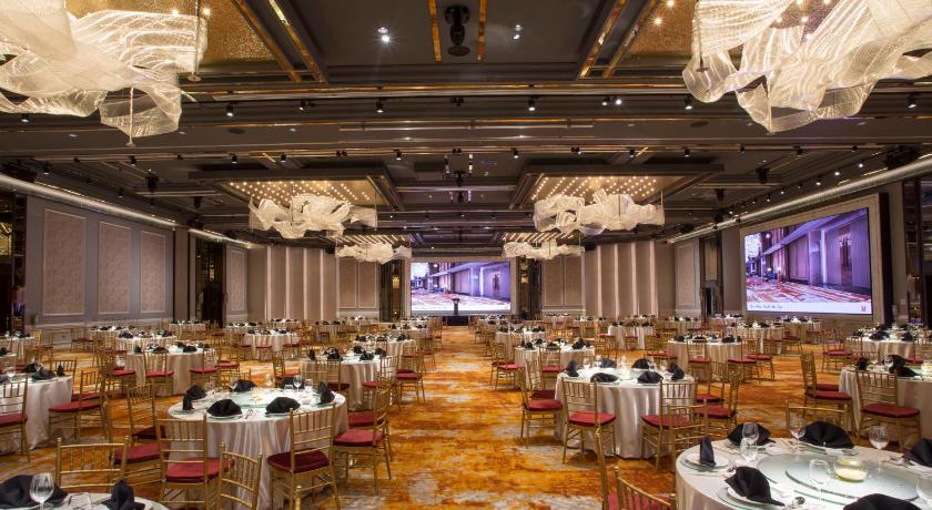 Banquet hall, Orchard Hotel Singapore near Embassy of the United States
