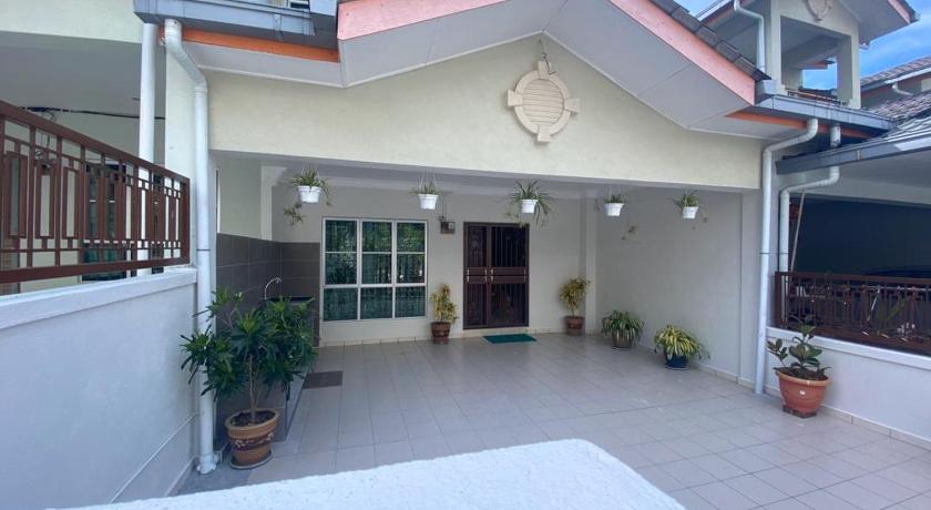 HILLVIEW HOMESTAY photo