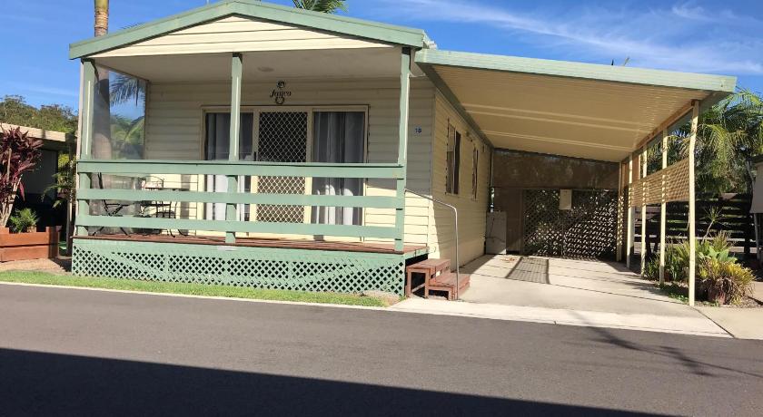 Image of Palm Cabin 5
