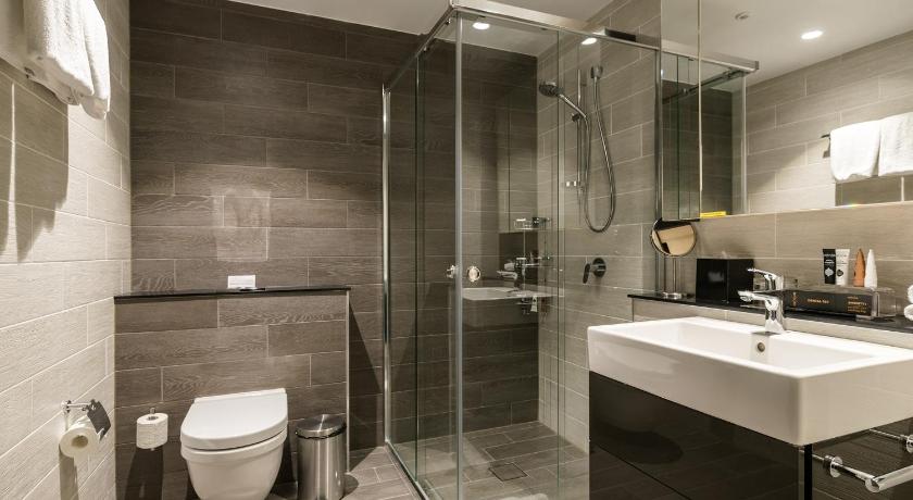 Image of 1-Bedroom Bournemouth Deluxe Suite 9