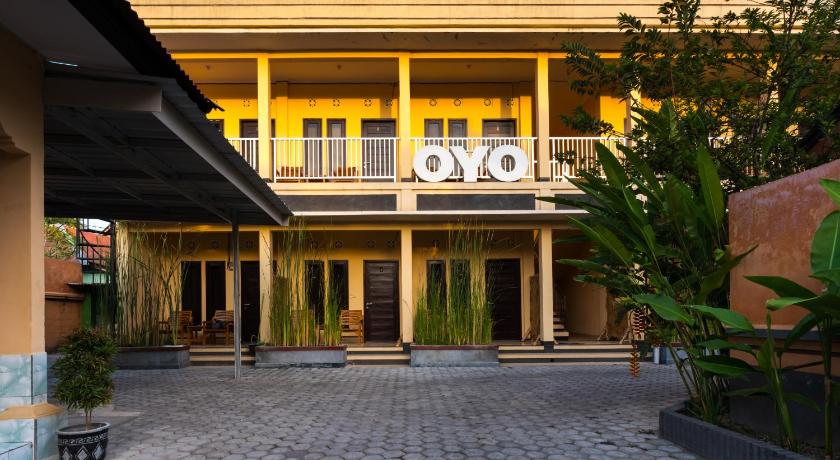 OYO 1492 Rupaqa Hotel