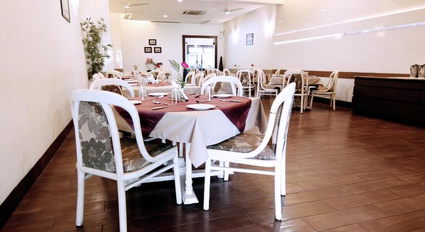 Hotel Yatrik Since 1970 - image 15