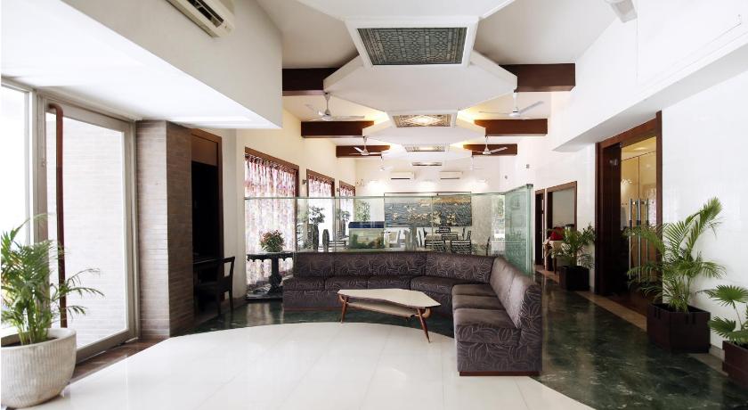 Hotel Yatrik Since 1970 - image 9
