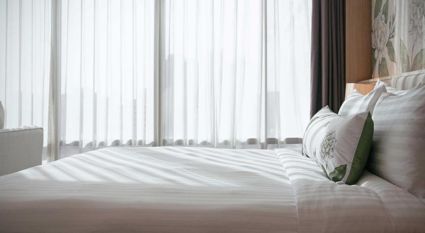 Image of Deluxe King room - Jasmine 9