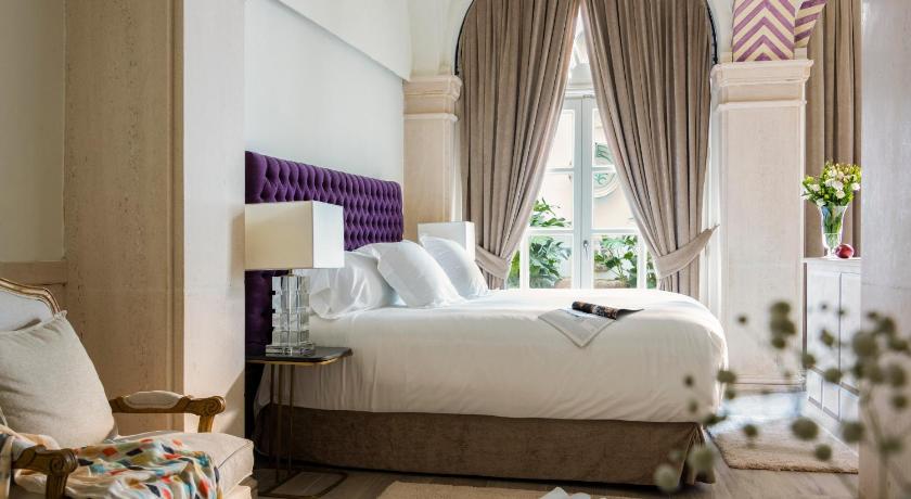 Sevilla Casa de Triana Luxury Suites by Casa del Poeta 5-Star Guesthouse restaurant