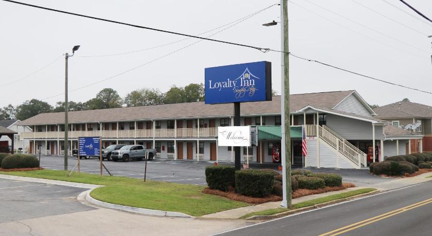 Loyalty Inn Hawkinsville