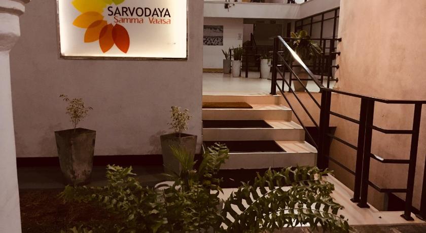 Sarvodaya Samma Vaasa Residence photo