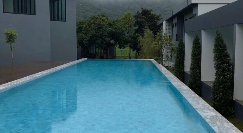 Image of Pool Side Room 7