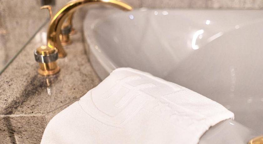 Image of Junior Suite 14