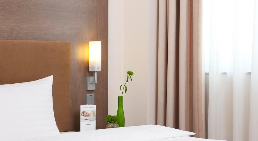 베를린 인터시티호텔 베를린 홉트반호프 (IntercityHotel Berlin Hauptbahnhof) 4성급 호텔 수영장