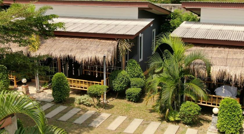 Popula Lanta Resort - image 18