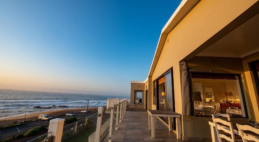 Fairlight Beach House photo