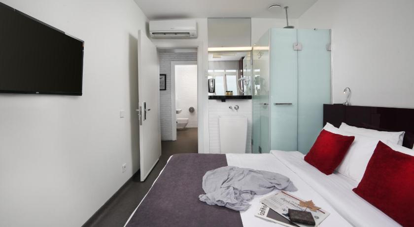 Image of Standard Double Room 0