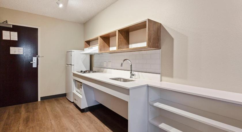 Extended Stay America Suites - Union City - Dyer St.