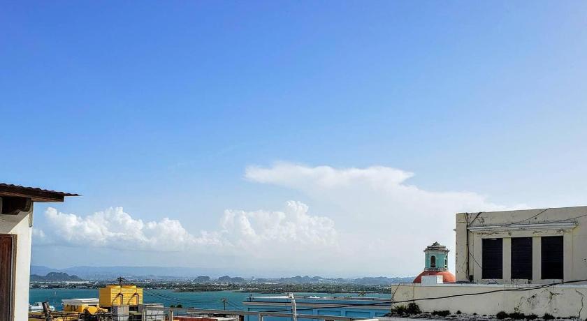 KASA Roof Top 5 1 Bed 1 Bath for 2 Guests AMAZING Views Old San Juan — Hotel in San Juan