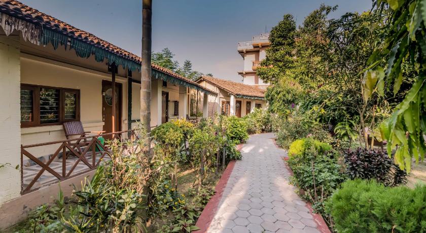 Eden Jungle Resort — Chitwan (3)