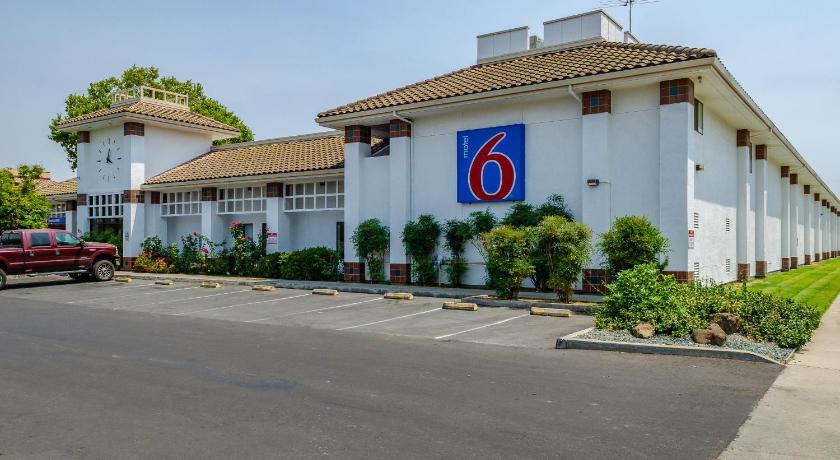 Motel 6 Oakdale, Ca