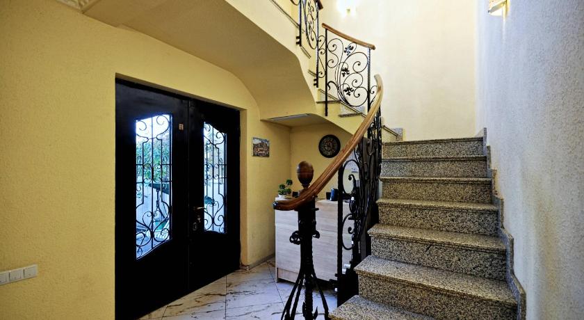 Villa Victoria photo