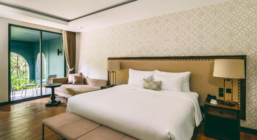 Khao Yai Hotel Labaris Khao Yai 5-Star Hotel restaurant