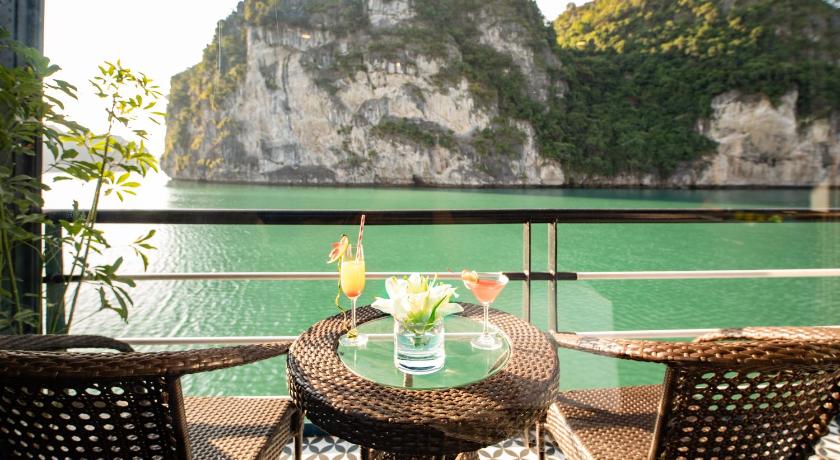 Rosy Cruises photo