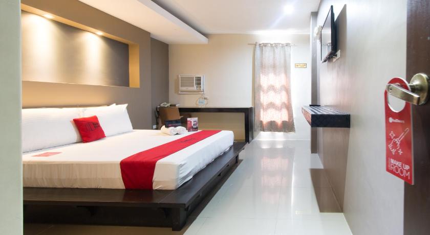 West Gate Hotel photo