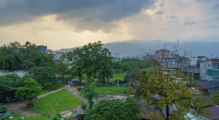 Jiang Mai 81 Place – Chiang Mai, IA