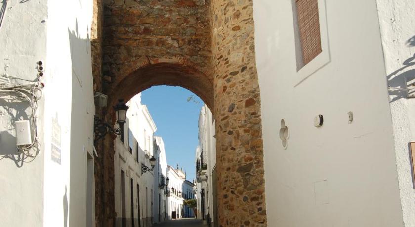 ENTRETORRES Apartamento Turistico — Hotel in Olivenza