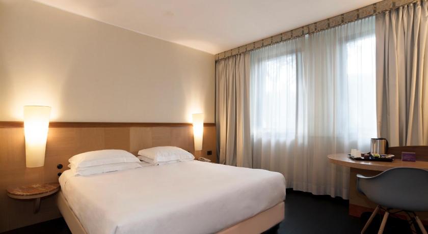 Image of Junior Suite 3