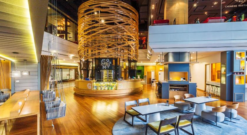 Novotel Bangkok On Siam Square Hotel photo