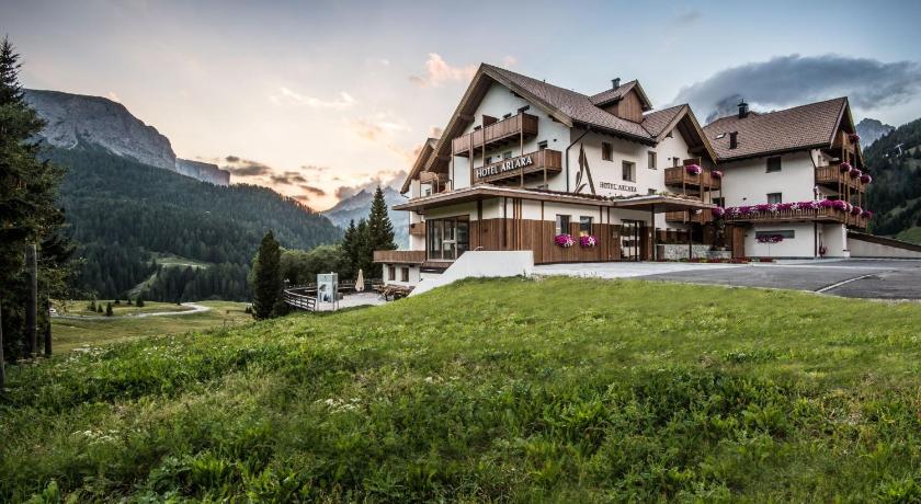 Hotel Arlara photo