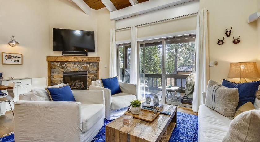 Villas Mountain Retreat 35 Tahoe City Ca United States Photos Room Rates Promotions