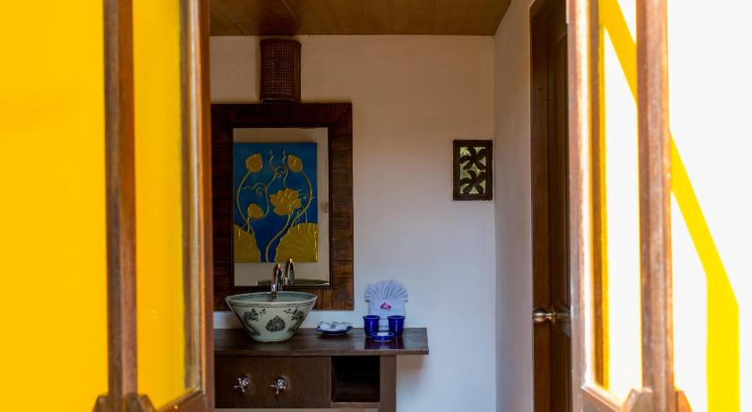 Image of Beachfront Pool Villa 16