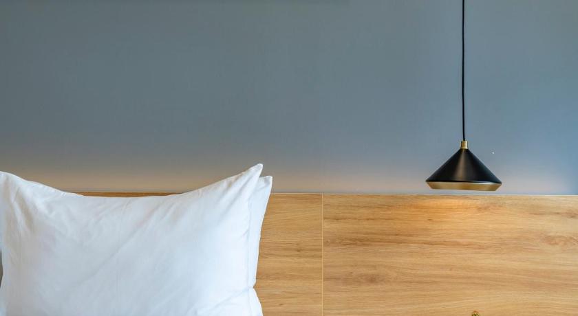 Image of 1-Bedroom Premier Residence 13
