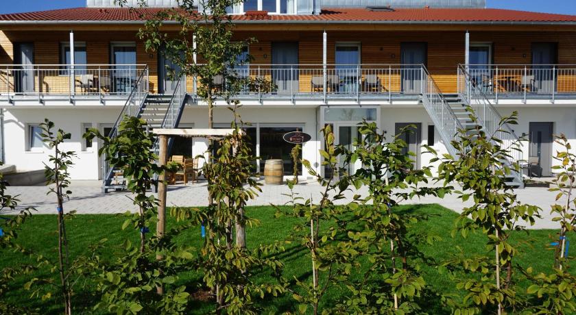 Weingut Schaaf — Hotel in Lauffen am Neckar
