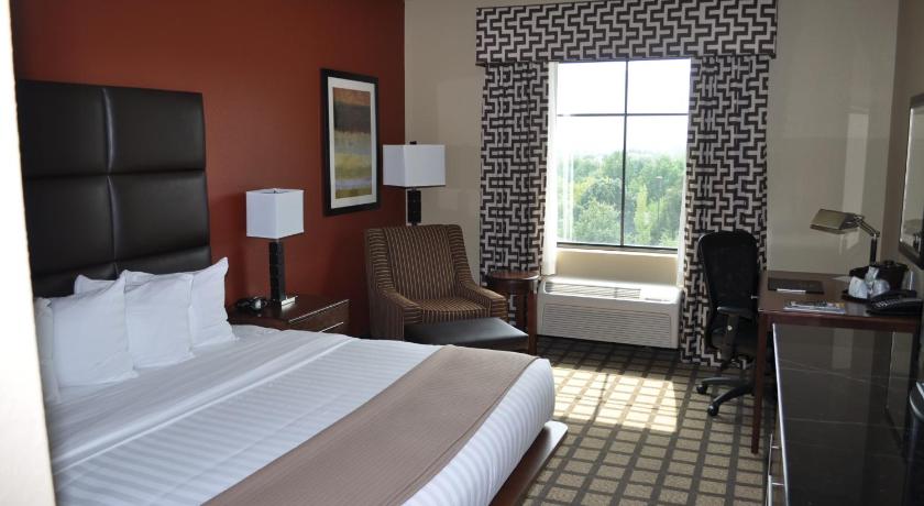 Comfort Inn & Suites Fort Smith I-540