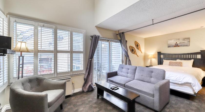 Condo 114 at North Creek Resort — Hotel in The Blue Mountains (ON)