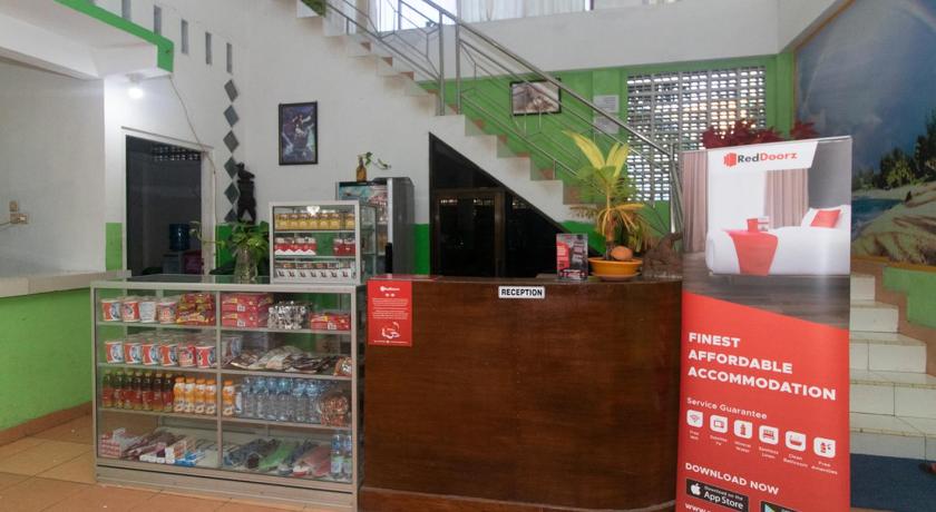 RedDoorz @ Frans Seda Kupang photo