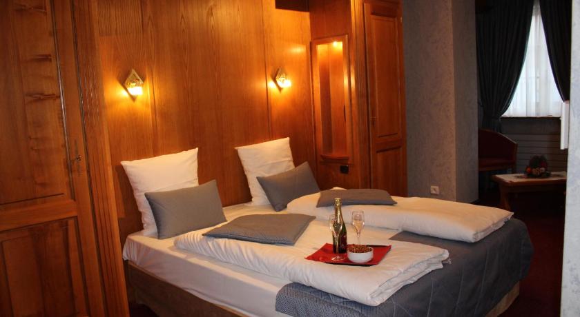 Hotel Le Mittelwihr photo