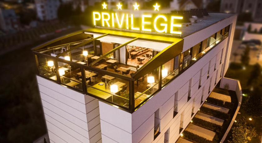 Privilege Hotel &amp; Spa — Hotel in Tirana