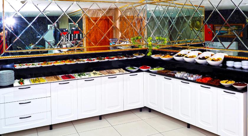 Grand Emir Hotel - image 4