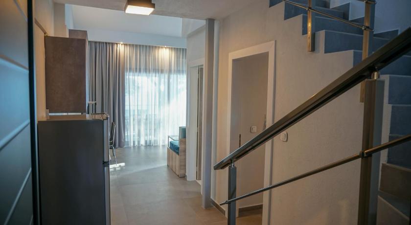 Enalia Luxury Living photo