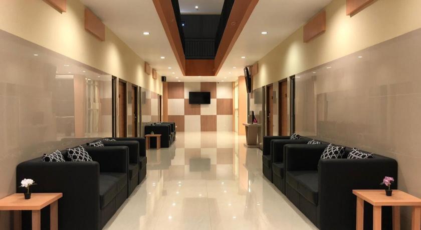 LCR HOTEL photo