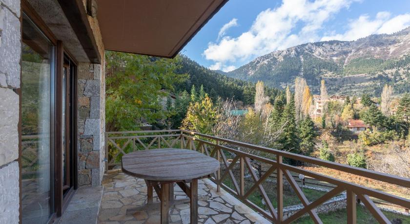 Eptalofos Riverside Chalet With Panoramic View photo