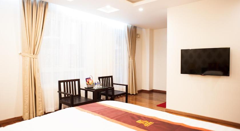 Image of King Suite 6