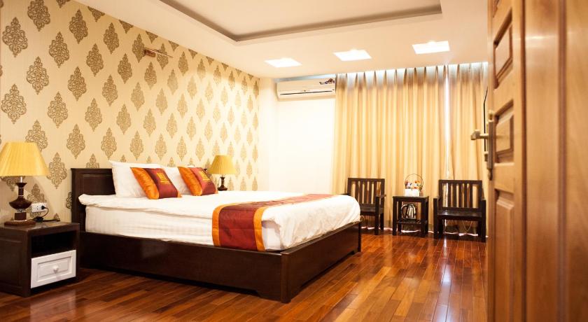 Image of King Suite 3