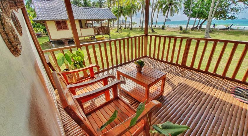 Jack S Place Beach Park Cottages Inn Palawan Deals Photos