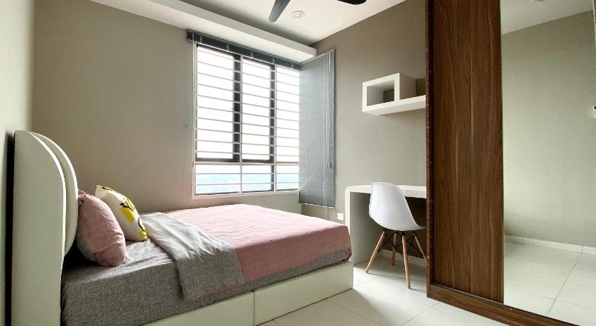 マラッカ Homie20@The Height Residence/6-7pax 4つ星 ゲストハウス プール